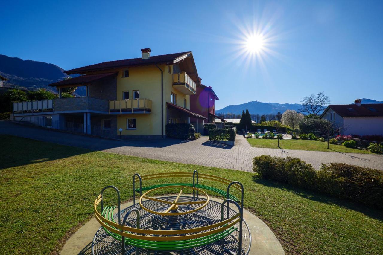 Residence Girasole Casa Rossa B コーリコ エクステリア 写真